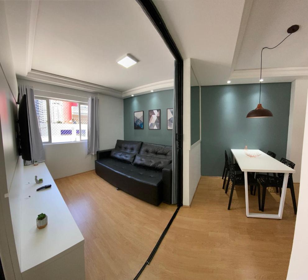 101- Lindo Apartamento Amplo E Decorado, 2 Quartos, Sala, Cozinha Completa, Mobiliario Moderno, Lavanderia , Excelente Localizacao No Bairro Bigorrilho Куритиба Экстерьер фото