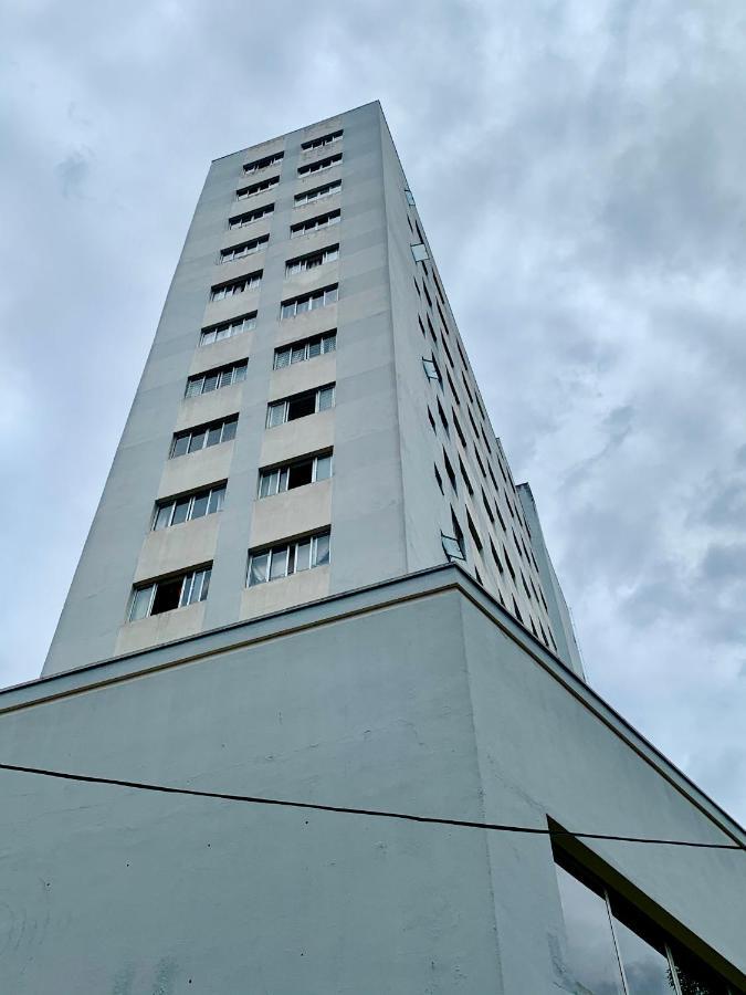 101- Lindo Apartamento Amplo E Decorado, 2 Quartos, Sala, Cozinha Completa, Mobiliario Moderno, Lavanderia , Excelente Localizacao No Bairro Bigorrilho Куритиба Экстерьер фото